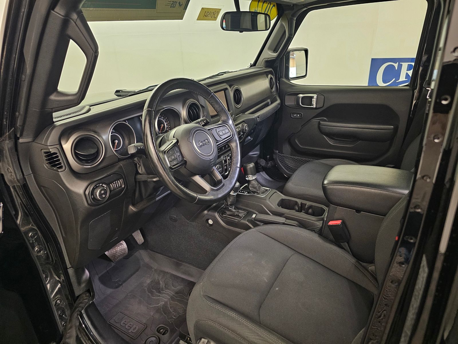 Used 2022 Jeep Gladiator - photo 5