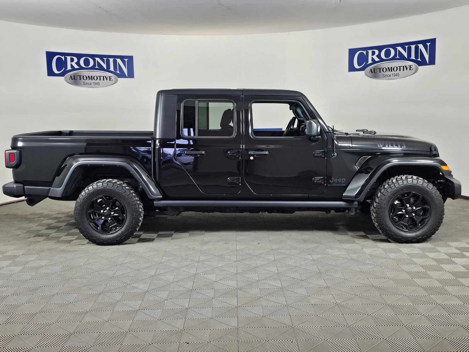 Used 2022 Jeep Gladiator - photo 31