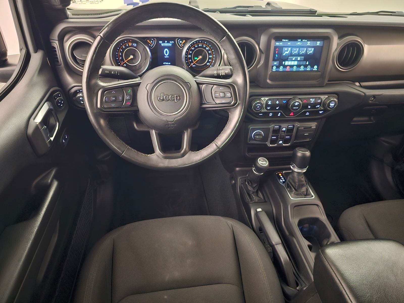 Used 2022 Jeep Gladiator - photo 9
