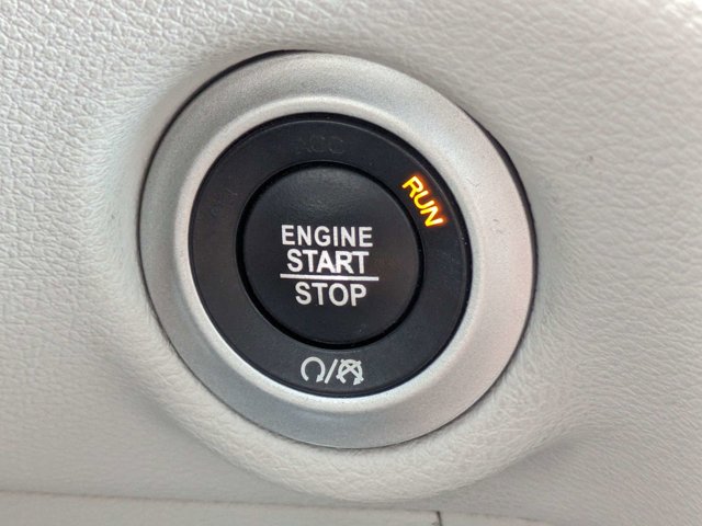 Used 2018 Chrysler Pacifica - photo 33