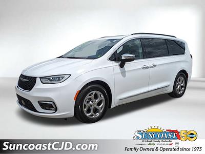 2023 Chrysler Pacifica FWD Minivan for sale #1509WI - photo 1