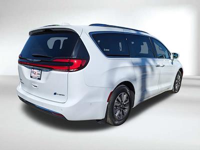 2021 Chrysler Pacifica FWD Minivan for sale #1600WJ - photo 2