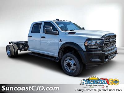 2024 Ram 5500 Crew Cab DRW 4x4 Cab Chassis for sale #24070Q - photo 1