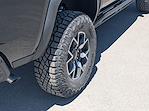 New 2025 GMC Canyon AT4 Crew Cab 4WD Pickup for sale #407112G - photo 15