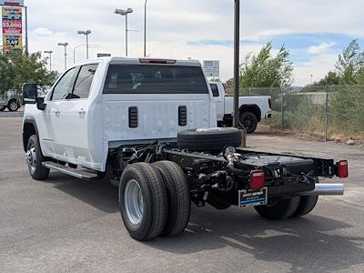 New 2026 GMC Sierra 3500 SLE Crew Cab 4WD 60 CA Cab Chassis for sale #407206G - photo 2