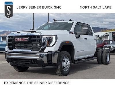 New 2026 GMC Sierra 3500 Pro Crew Cab 4WD 60 CA Cab Chassis for sale #407302G - photo 1