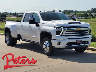 New 2025 Chevrolet Silverado 3500 High Country Crew Cab 4WD Pickup for sale #25C1601 - photo 1