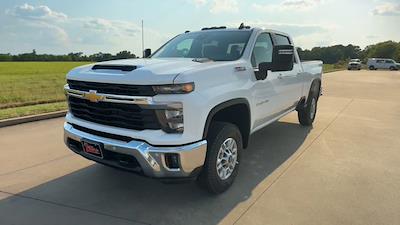 New 2025 Chevrolet Silverado 2500 LT Crew Cab 4WD Pickup for sale #25C1707 - photo 2