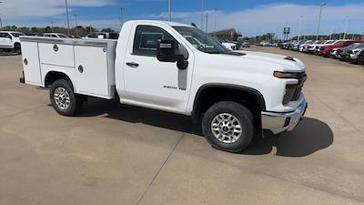 New 2026 Chevrolet Silverado 2500 Regular Cab 55 CA Cab Chassis for sale #26C1098 - photo 1
