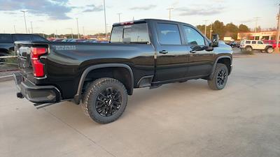 New 2026 Chevrolet Silverado 2500 LT Crew Cab for sale #26C646 - photo 2