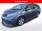 2018 Toyota Sienna FWD Minivan for sale #C950937U - photo 4