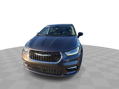 Used 2023 Chrysler Pacifica Touring L Minivan for sale #CT42154 - photo 2