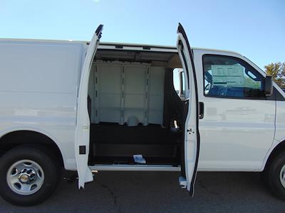 New 2025 Chevrolet Express 3500 - photo 1