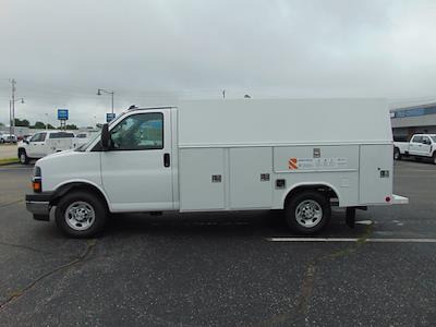 New 2025 Chevrolet Express 3500 - photo 1