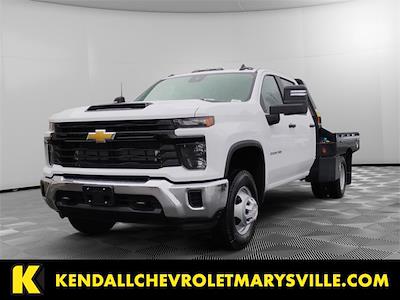 New 2025 Chevrolet Silverado 3500 Work Truck Crew Cab 4x4 Flatbed Truck for sale #V12831 - photo 1