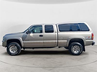 2002 Chevrolet Silverado 2500 Extended Cab 4x4 Pickup for sale #V12998B - photo 2
