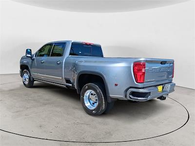 New 2025 Chevrolet Silverado 3500 High Country Crew Cab 4x4 Pickup for sale #V13085 - photo 2
