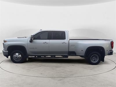2020 Chevrolet Silverado 3500 Crew Cab 4WD Pickup for sale #V13488A - photo 2