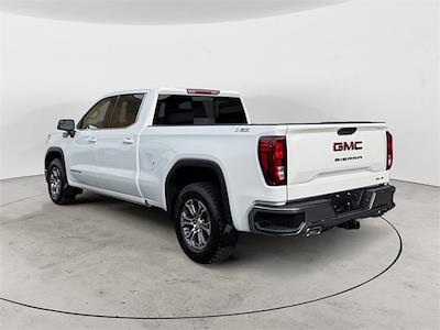 Used 2024 GMC Sierra 1500 SLE Crew Cab for sale #VAB6004 - photo 2