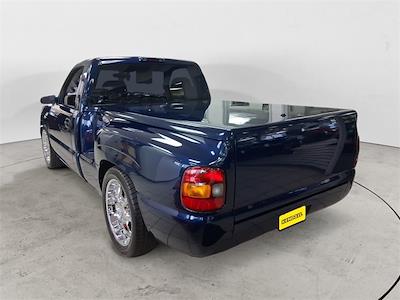 2000 Chevrolet Silverado 1500 Regular Cab RWD Pickup for sale #VU10986A - photo 2