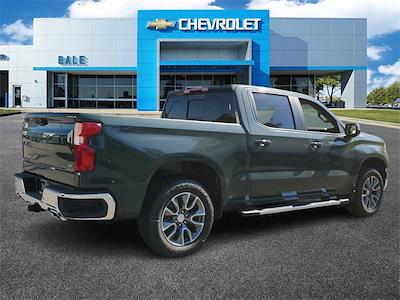 New 2026 Chevrolet Silverado 1500 LT Crew Cab 4WD Pickup for sale #TG100434 - photo 2
