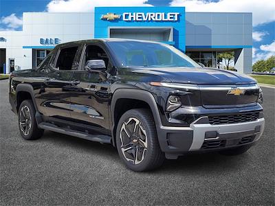 New 2026 Chevrolet Silverado EV LT Crew Cab 4WD Pickup for sale #TU400414 - photo 1