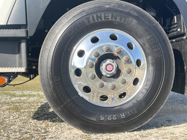 New 2026 Isuzu FTR - photo 18