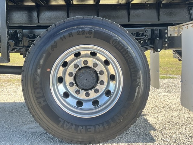 New 2026 Isuzu FTR - photo 19