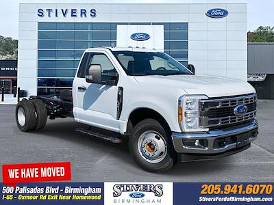 2025 Ford F-350 Regular Cab DRW 4x2 Cab Chassis for sale #H2213 - photo 1