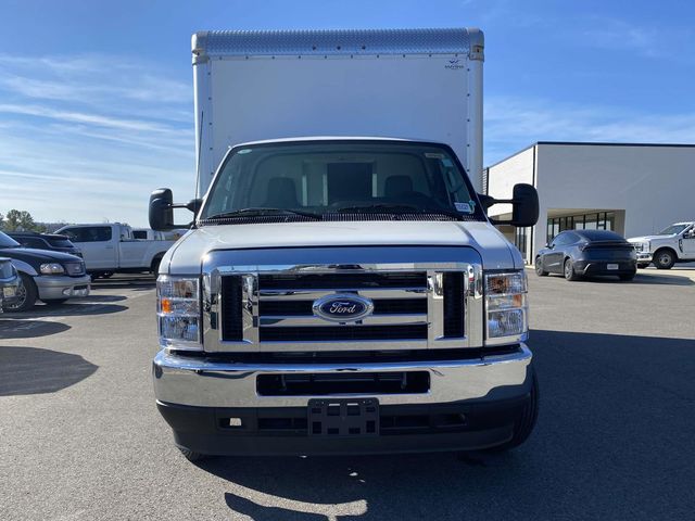New 2025 Ford E-350 - photo 18