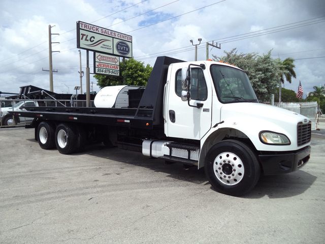 Used 2006 Freightliner M2 106 - photo 1