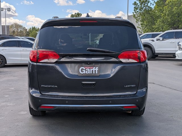 Used 2020 Chrysler Pacifica - photo 5