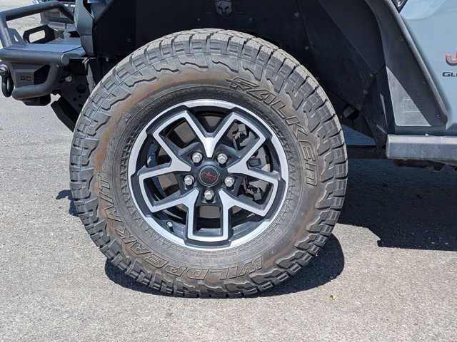 Used 2024 Jeep Gladiator - photo 11