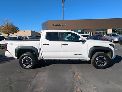 2024 Toyota Tacoma Double Cab 4WD Pickup for sale #RM002074S - photo 2