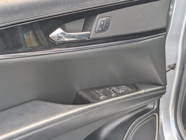 Used 2022 Lincoln Nautilus - photo 19