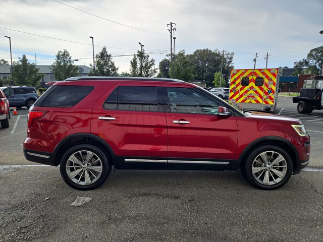 Used 2018 Ford Explorer - photo 8