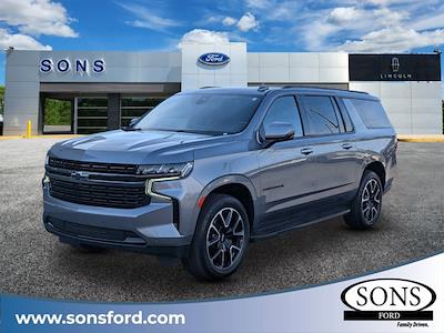 Used 2022 Chevrolet Suburban - photo 1