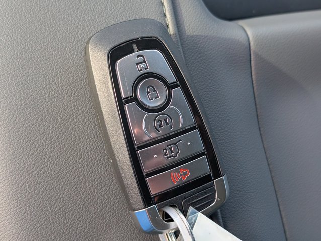New 2026 Ford Expedition - photo 34