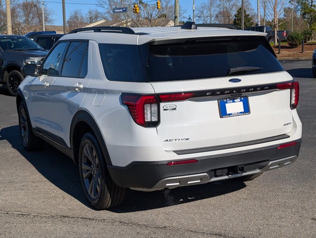 New 2026 Ford Explorer - photo 2