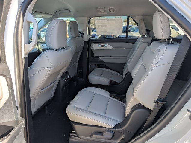 New 2026 Ford Explorer - photo 18
