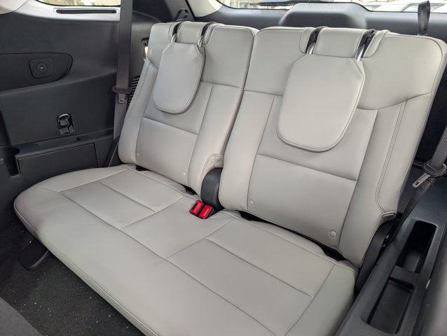 New 2026 Ford Explorer - photo 17