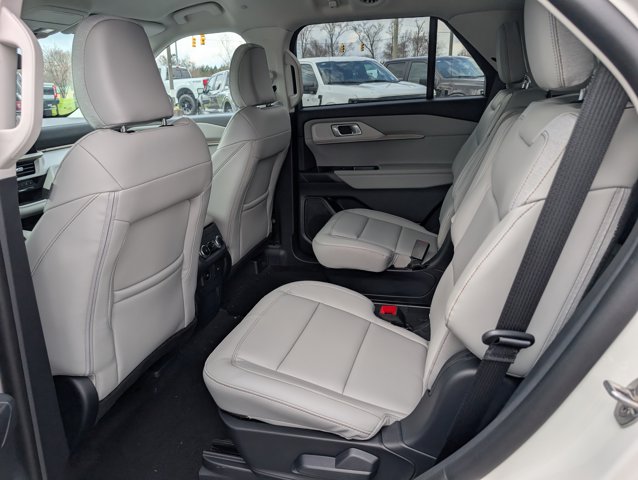 New 2026 Ford Explorer - photo 18