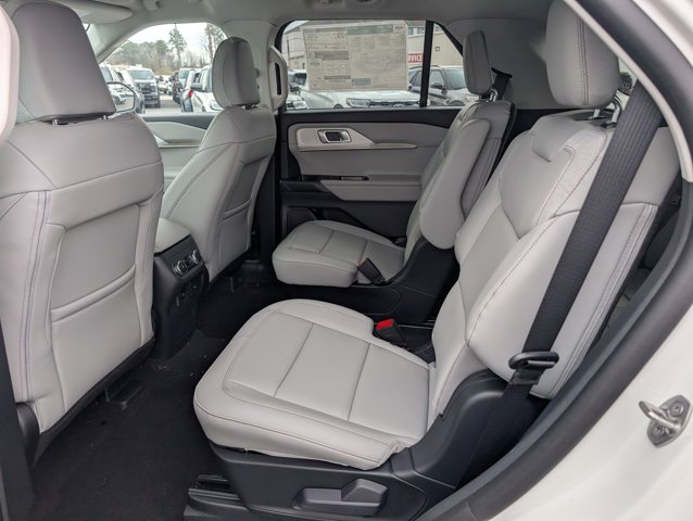New 2026 Ford Explorer - photo 18