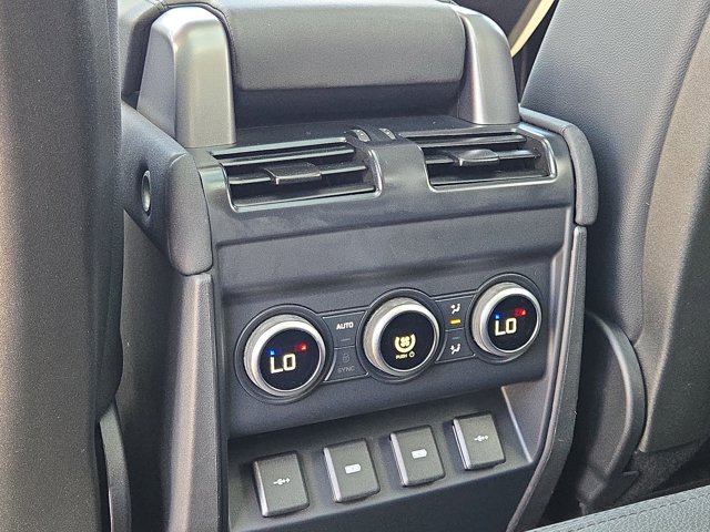 Used 2020 Land Rover Defender - photo 18
