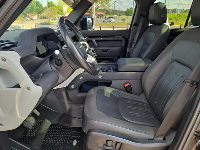 Used 2020 Land Rover Defender - photo 21