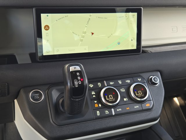 Used 2020 Land Rover Defender - photo 27