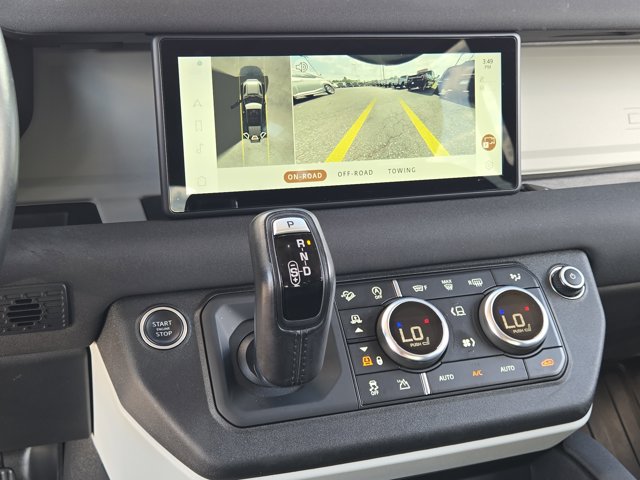 Used 2020 Land Rover Defender - photo 28