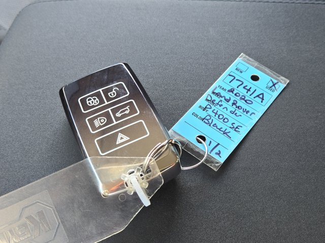 Used 2020 Land Rover Defender - photo 33