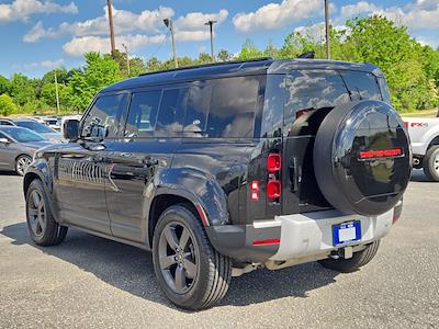 Used 2020 Land Rover Defender - photo 2