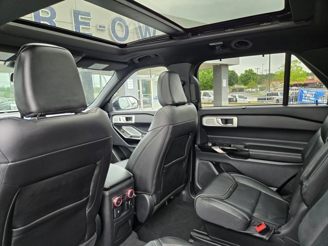Used 2022 Ford Explorer - photo 19